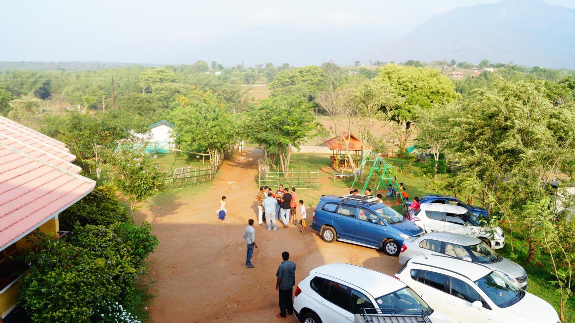 Mist Valley Hotel Masinagudi Bagian luar foto