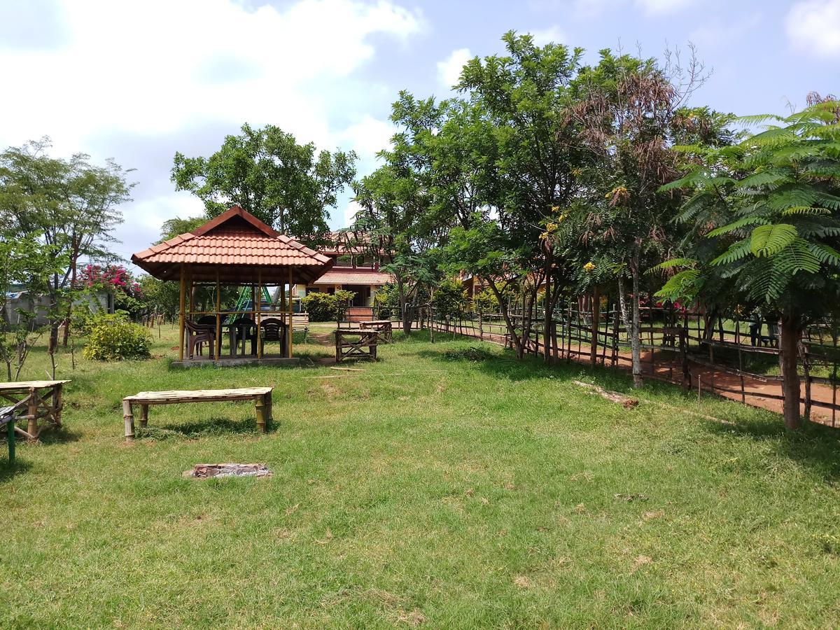 Mist Valley Hotel Masinagudi Bagian luar foto