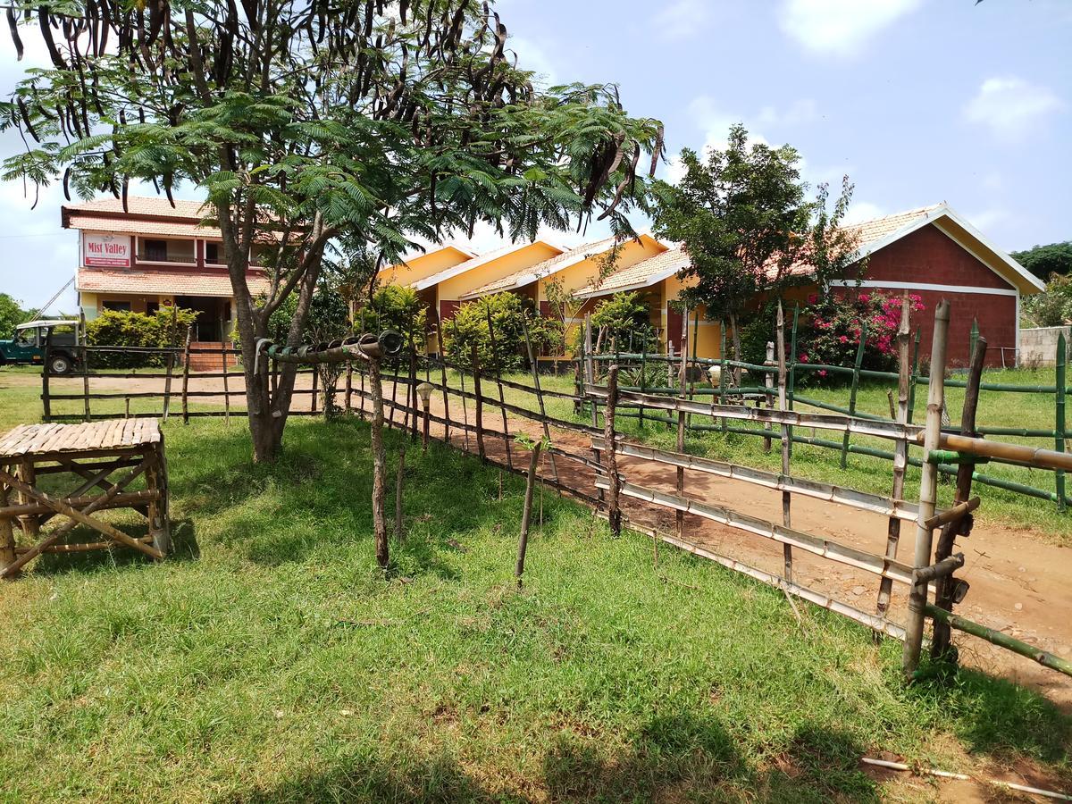 Mist Valley Hotel Masinagudi Bagian luar foto